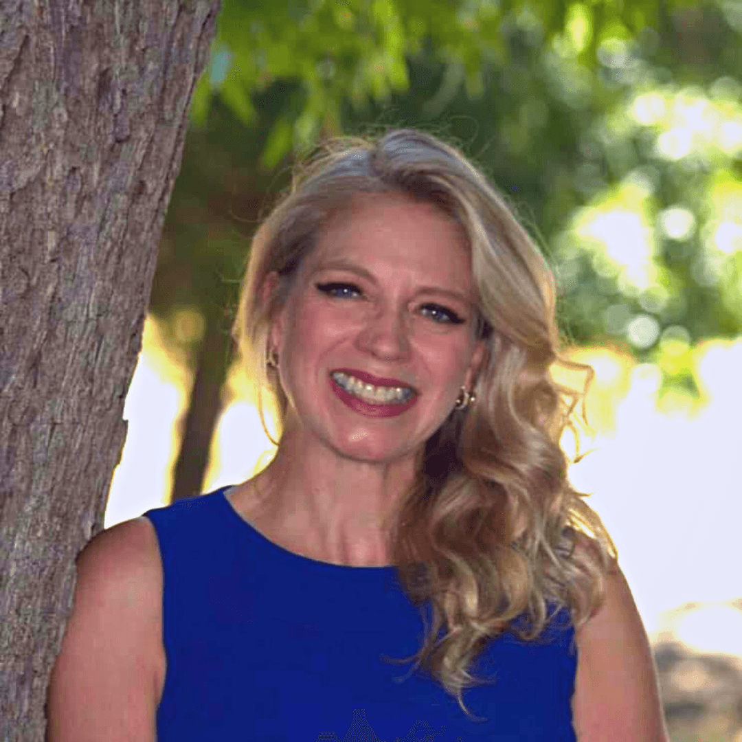 Dr. Eva Mackey Meyrat